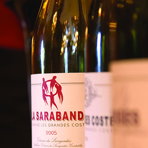 Close up of La Serabande wine bottle